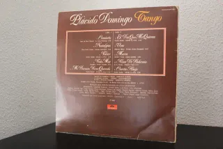 Discos Vinilo Julio Iglesias y Plácido Domingo.