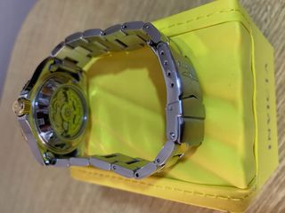 reloj automatico invicta
