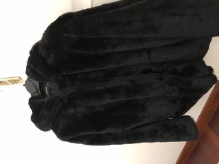 Chaquetón negro Zara