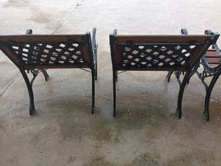 Mesa y bancos jardín