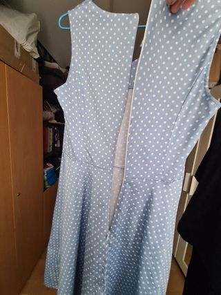 Vestido Pin Up con cancán