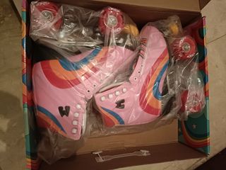 Patines de 4 ruedas.