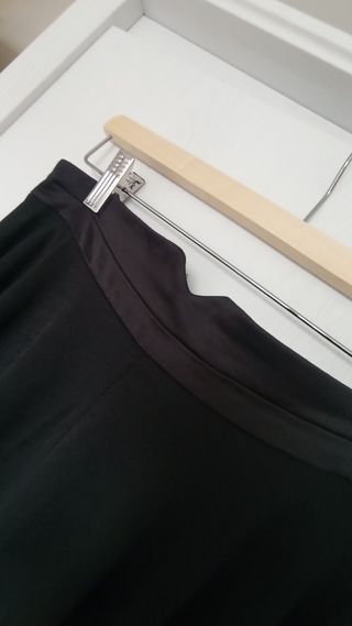 Falda picos negra Zara