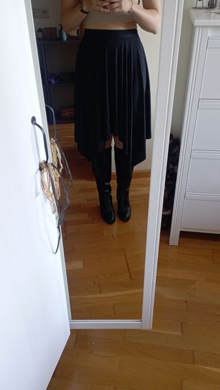 Falda picos negra Zara