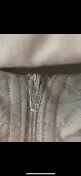 Sudadera Adidas con capucha negra y blanca talla S