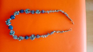 Collar de piedras preciosas
