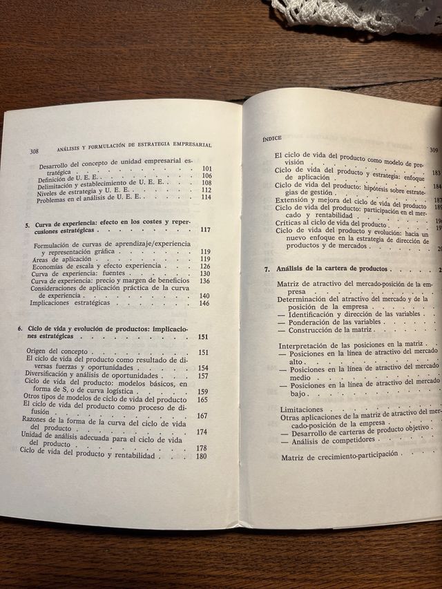 4 libros de economía de empresa años 80