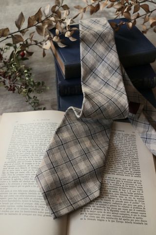 Corbata Pull \u0026 Bear Vintage de segunda mano por 10 EUR en Mairena del  Aljarafe en WALLAPOP