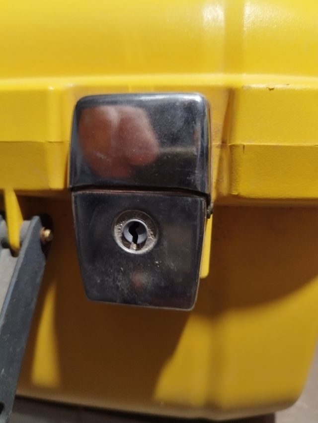 Maleta para equipos delicados. Dron etc