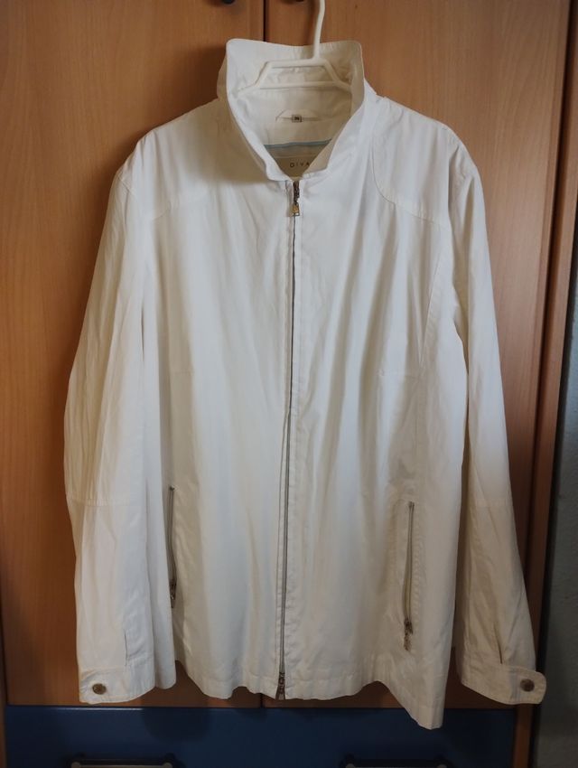 Cazadora impermeable