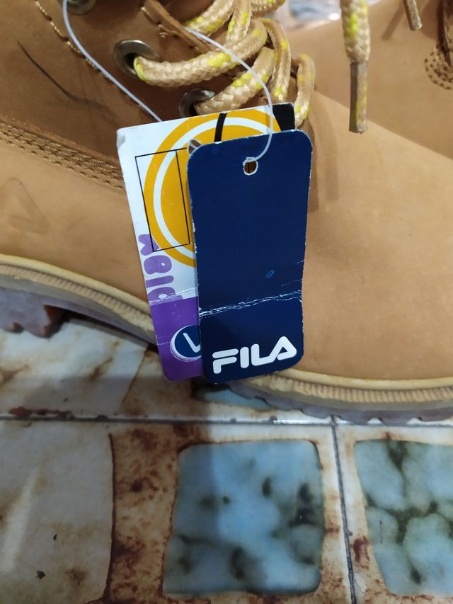 Scarponcini/stivaletti Fila n38 nuovi