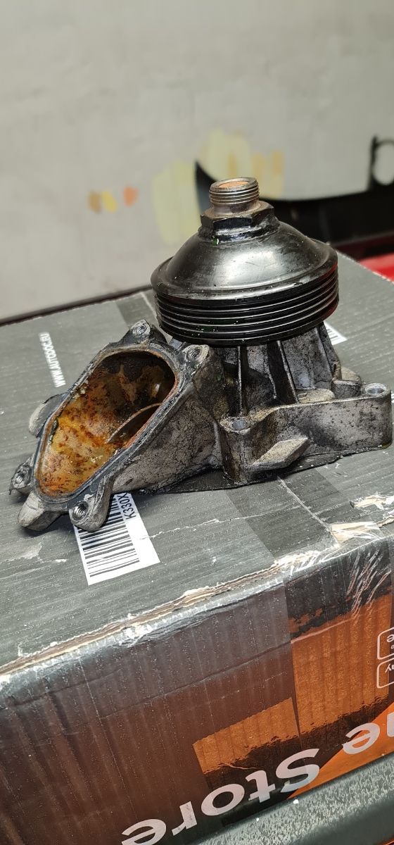 Bomba de agua bmw m57d30 330d 530d