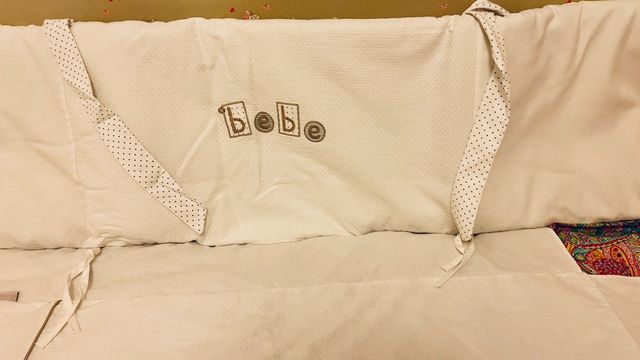 Protector/ chichonera. cuna/cama convertible