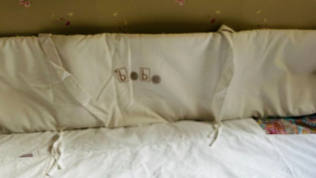 Protector/ chichonera. cuna/cama convertible