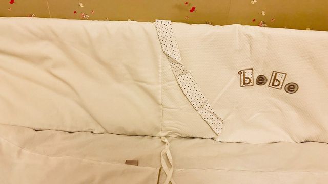 Protector/ chichonera. cuna/cama convertible