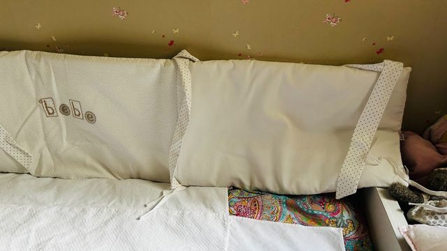 Protector/ chichonera. cuna/cama convertible