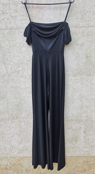 Mono negro de vestir. XS/S