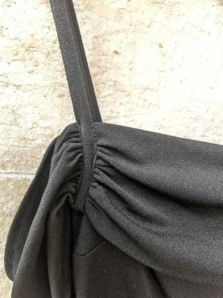 Mono negro de vestir. XS/S