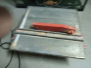 Sierra de mesa corte azulejo