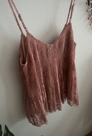 Camiseta de tirantes de encaje