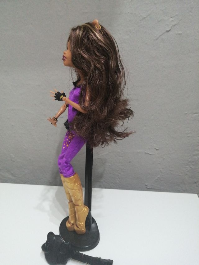 Monster high clawdeen wolf