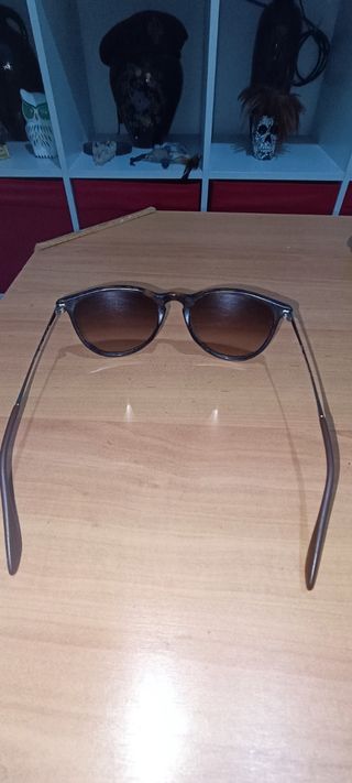 Ray ban