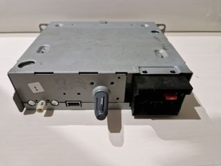 Pantalla y Radio Citroen C4 B7
