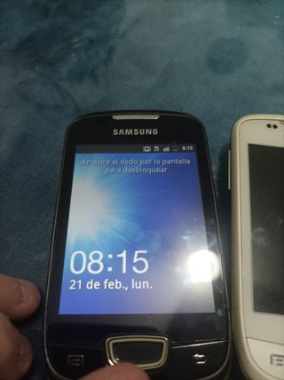 Dos móviles Samsung Galaxy,el precio es por los do