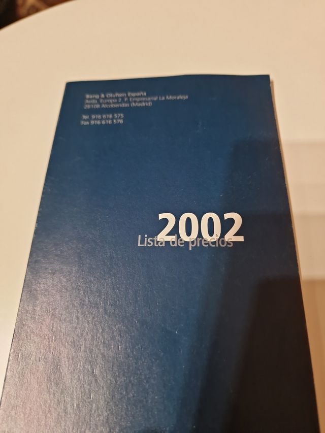 Folleto listado de precios Bang Olufsen del 2002