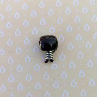Charm Edna Disney Pixar