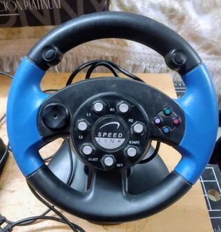 Volantes Racing Wheel + pedales y Wii.