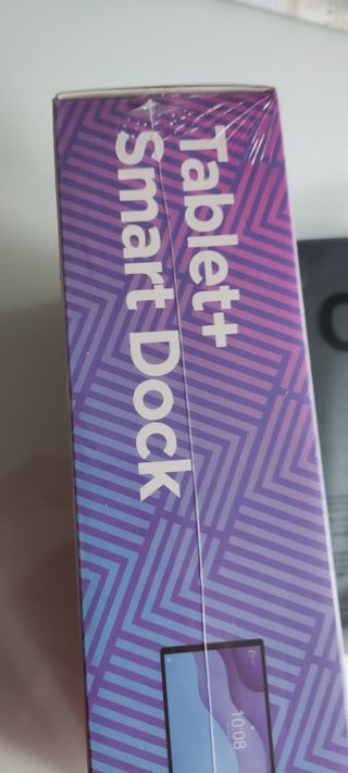 Tablet LENOVO con altavoz alexa