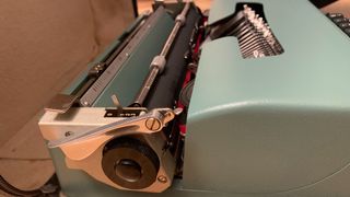 Máquina de escribir Olivetti Lettera 32