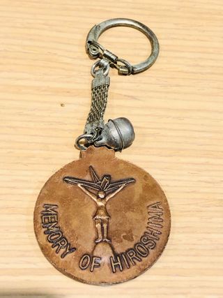 LlAVERO recordatorio de hiroshima japon