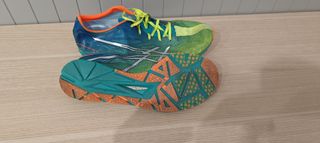 Zapatillas asics piranha sp 5 muy ligeras