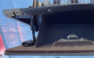 Guantera BMW E90 2007