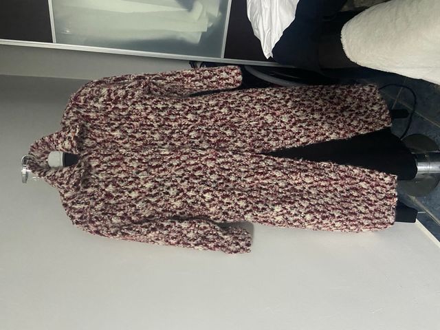 abrigo nuevo con capa abajo