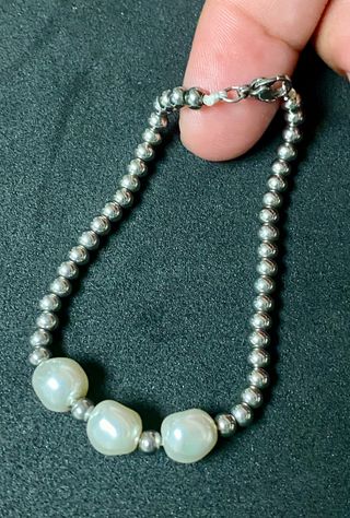 Pulsera con perlas cultivadas en acero inoxidable