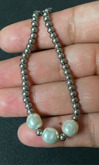 Pulsera con perlas cultivadas en acero inoxidable