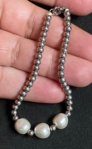 Pulsera con perlas cultivadas en acero inoxidable