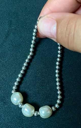 Pulsera con perlas cultivadas en acero inoxidable