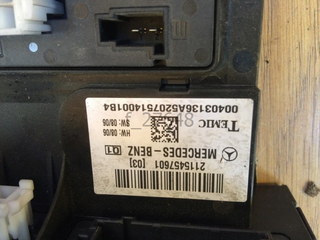 Caja de reles / fusibles Mercedes Benz CLS f_27648