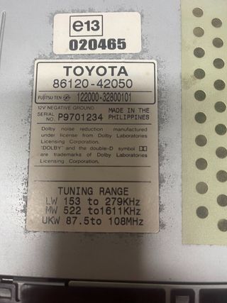 EQUIPO RADIO CASSETTE TOYOTA RAV 4 ORIGINAL