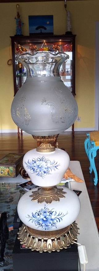 Preciosa lámpara bronce y cerámica