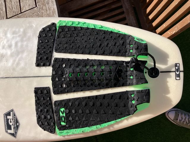 Tabla de surf 5’11” 26 litros