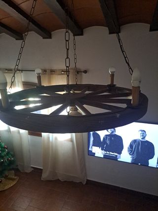 Lampara y farolillos rústico