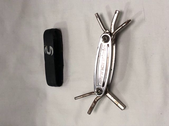 Multi herramienta para bici Cannonale
