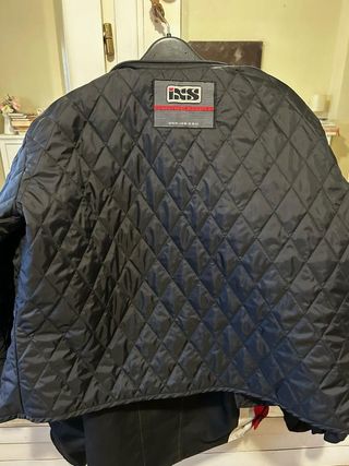 Chaqueta de moto,escucho ofertas