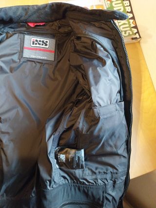 Chaqueta de moto,escucho ofertas