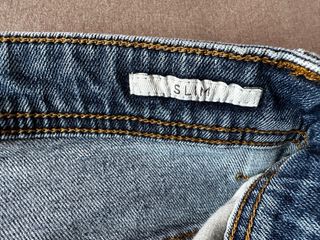 Pantalón vaquero Timberland.